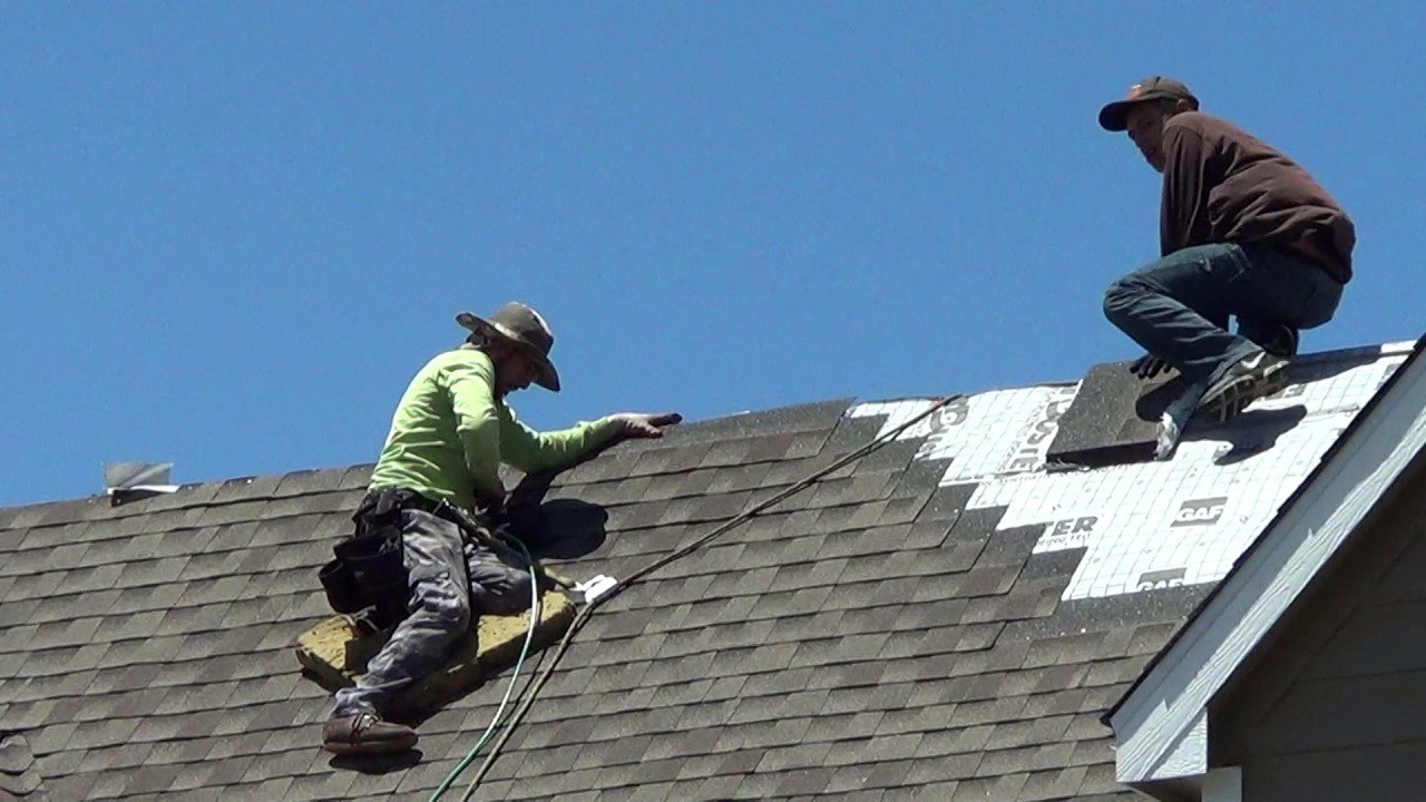 How to Know When It’s Time for a Roof Replacement